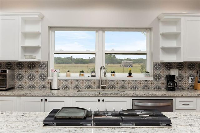 22172 N Olmito Road, Rio Hondo, TX 78583