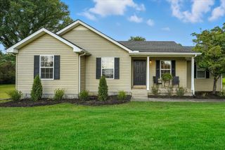 225 Antler Dr, Murfreesboro, TN 37130