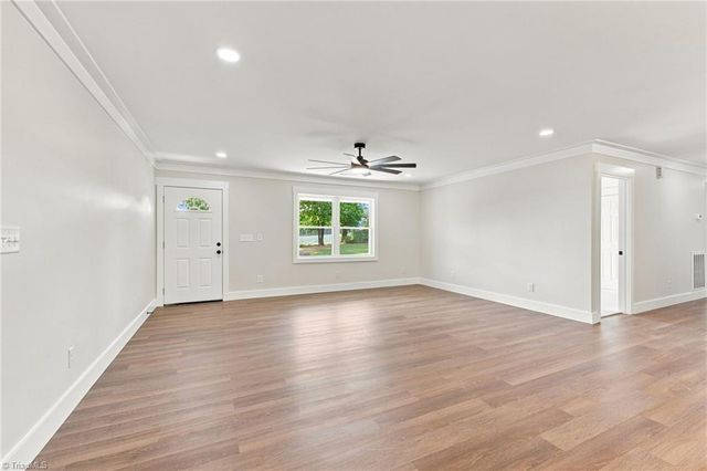 1013 Blue Dan Lane, Yadkinville, NC 27055