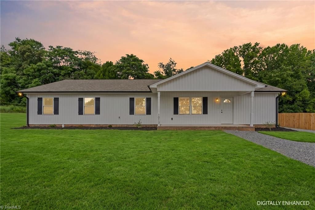 1013 Blue Dan Lane, Yadkinville, NC 27055