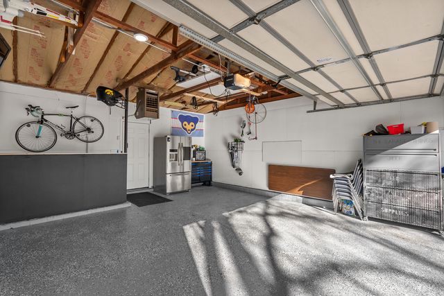 318 W Oak Street, Eldridge, IA 52748