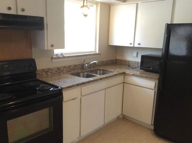 1201 Travis Street, Garland, TX 75040