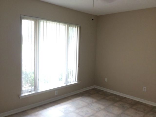 1201 Travis Street, Garland, TX 75040