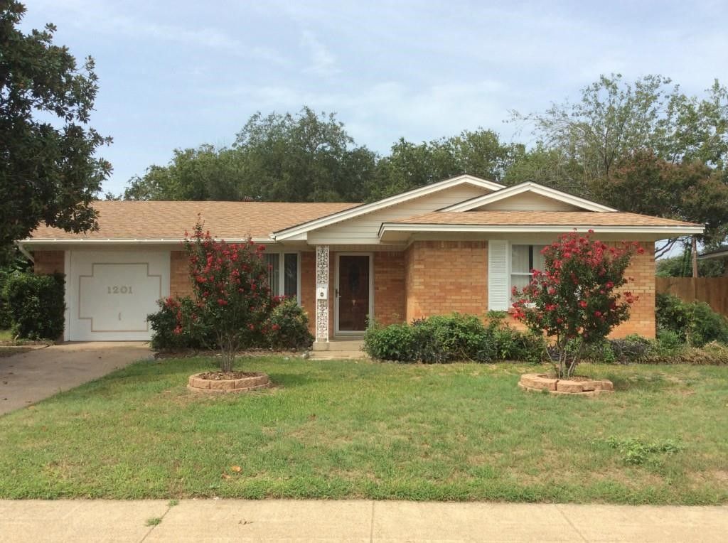 1201 Travis Street, Garland, TX 75040