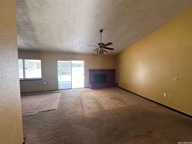 16442 Ross Oak St, San Antonio, TX 78247