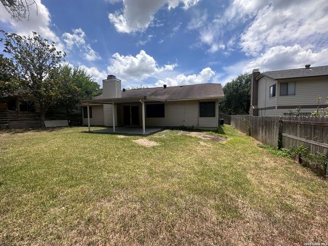 16442 Ross Oak St, San Antonio, TX 78247