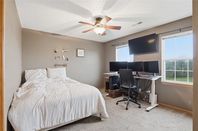 900 Rachael Street 302, North Liberty, IA 52317