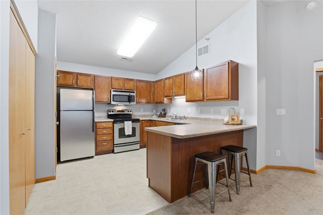 900 Rachael Street 302, North Liberty, IA 52317