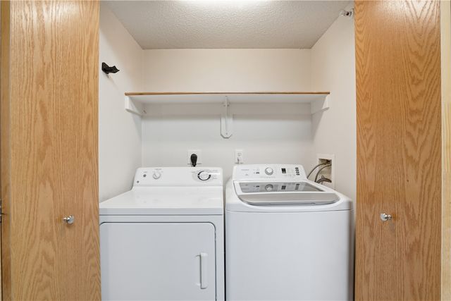 900 Rachael Street 302, North Liberty, IA 52317