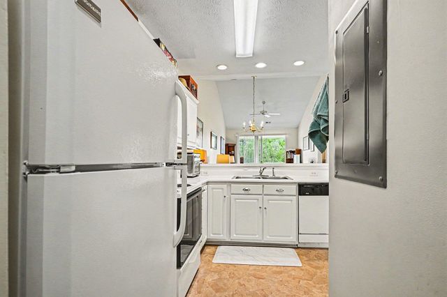 646 River Oaks Dr Apt 47H, Myrtle Beach, SC 29579