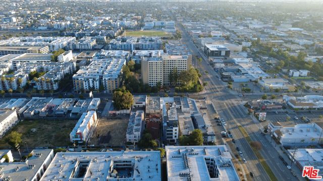 11017 Hartsook Street, North Hollywood (los Angeles), CA 91601