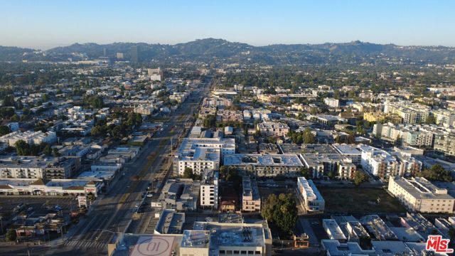11017 Hartsook Street, North Hollywood (los Angeles), CA 91601