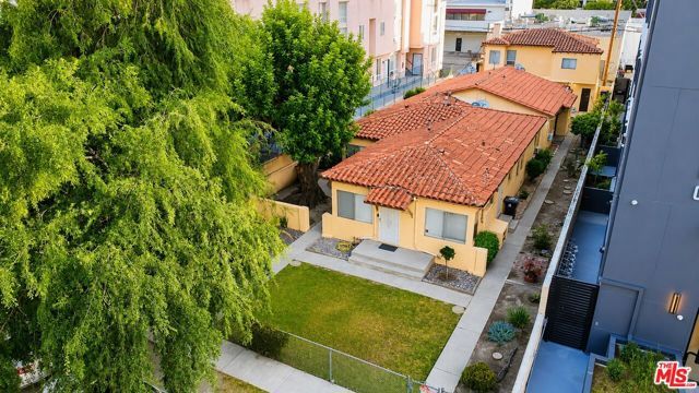11017 Hartsook Street, North Hollywood (los Angeles), CA 91601