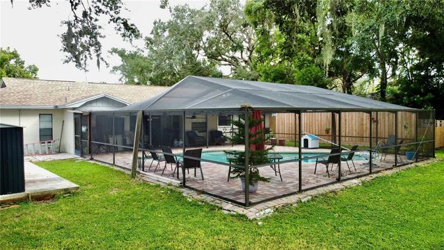 14216 BRIARTHORN DRIVE, Tampa, FL 33625