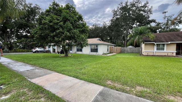 14216 BRIARTHORN DRIVE, Tampa, FL 33625