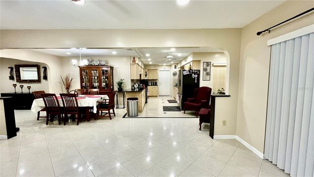 14216 BRIARTHORN DRIVE, Tampa, FL 33625