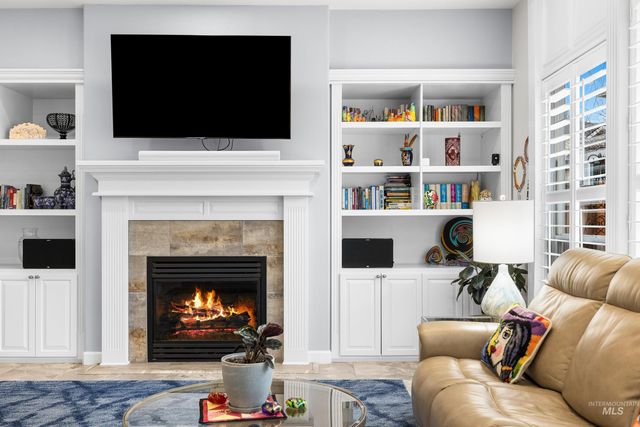 5358 E Softwood Ct, Boise, ID 83716