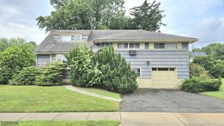 65 Dalewood Rd, Clifton City, NJ 07013