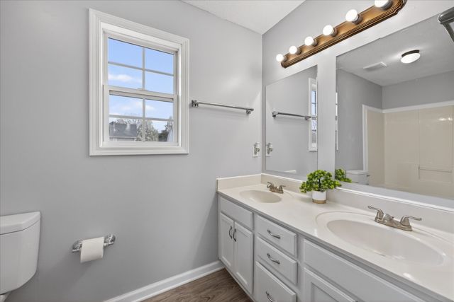 2758 N Whitfield Rd, Clarksville, TN 37040