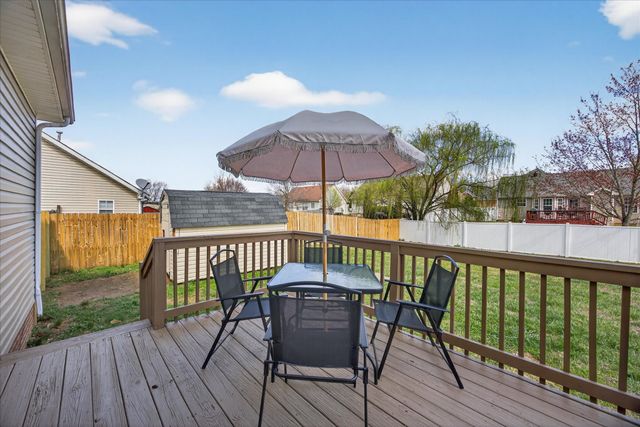 2758 N Whitfield Rd, Clarksville, TN 37040