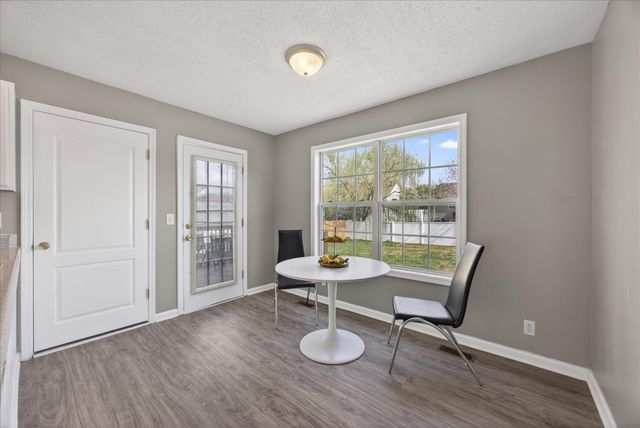 2758 N Whitfield Rd, Clarksville, TN 37040