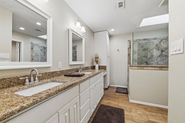 413 Meadowview Road, Weatherford, TX 76087