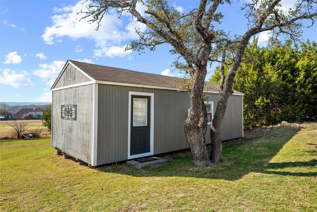 413 Meadowview Road, Weatherford, TX 76087