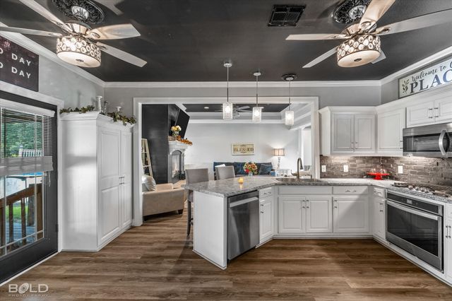 10606 Ferry Lake Road, Oil City, LA 71061