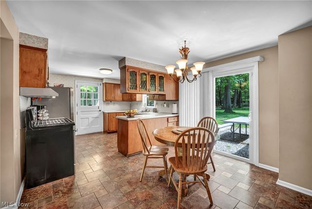 5769 Som Center Road, Willoughby, OH 44094