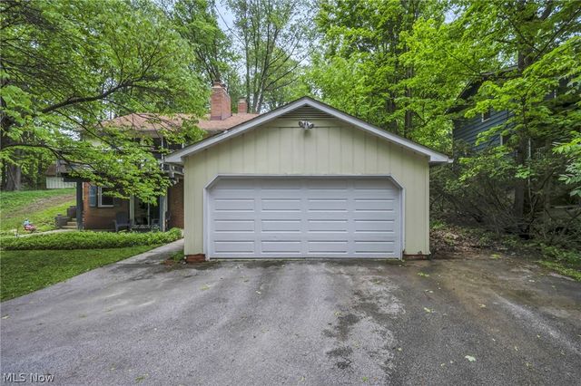 5769 Som Center Road, Willoughby, OH 44094