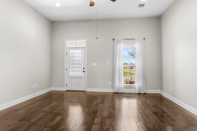 1605 El Tigre Dr, St Gabriel, LA 70776