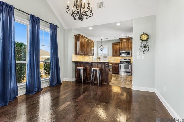 1605 El Tigre Dr, St Gabriel, LA 70776