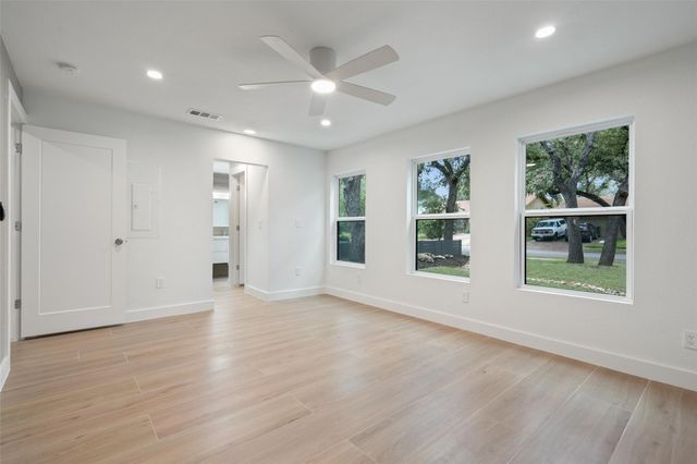 12223 Old Stage TRL, Austin, TX 78750