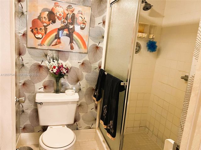 1300 SW 130th Avenue 101F, Pembroke Pines, FL 33027