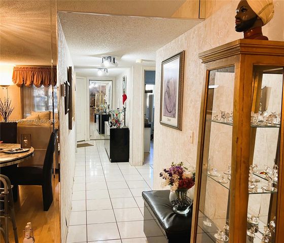 1300 SW 130th Avenue 101F, Pembroke Pines, FL 33027