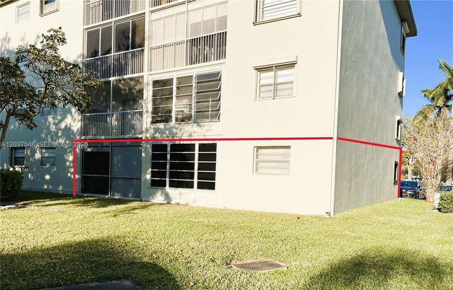 1300 SW 130th Avenue 101F, Pembroke Pines, FL 33027
