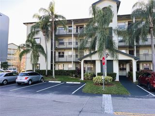 1300 SW 130th Avenue 101F, Pembroke Pines, FL 33027