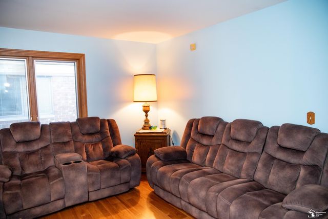 24576 Arsenal Road, Brownstown Twp, MI 48134