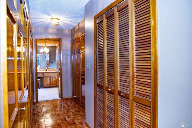 24576 Arsenal Road, Brownstown Twp, MI 48134