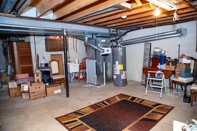 24576 Arsenal Road, Brownstown Twp, MI 48134