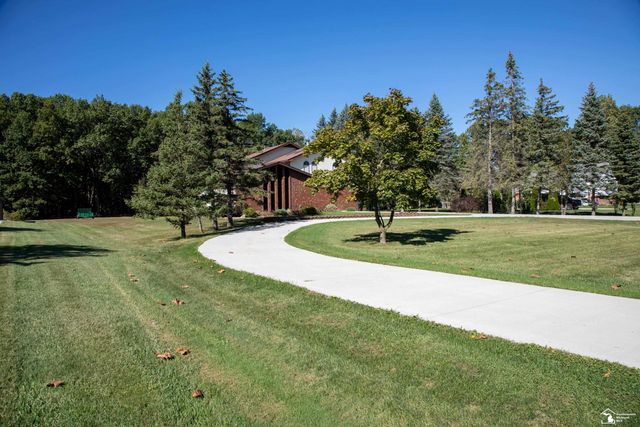 24576 Arsenal Road, Brownstown Twp, MI 48134