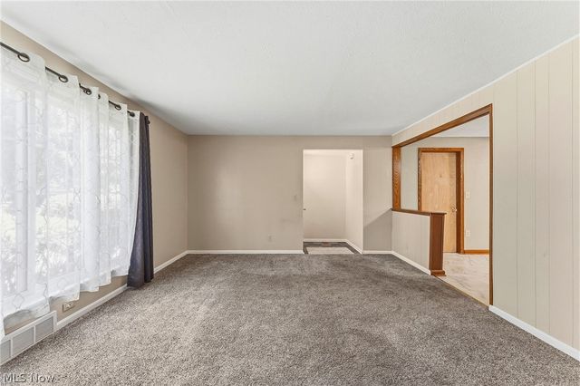154 Fairfield Road, Avon Lake, OH 44012