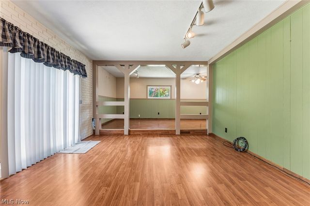 154 Fairfield Road, Avon Lake, OH 44012