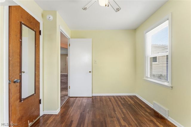 154 Fairfield Road, Avon Lake, OH 44012