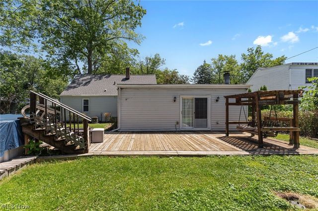 154 Fairfield Road, Avon Lake, OH 44012