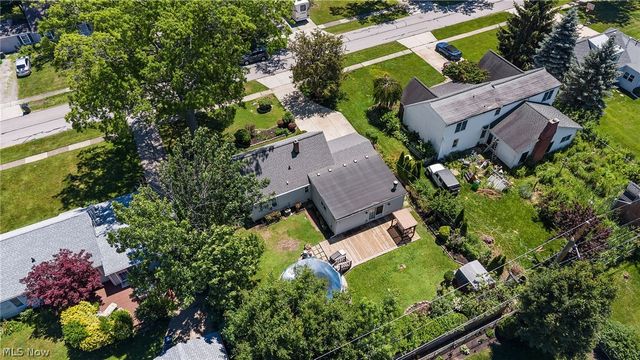 154 Fairfield Road, Avon Lake, OH 44012