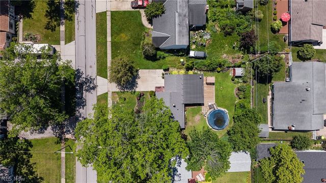 154 Fairfield Road, Avon Lake, OH 44012