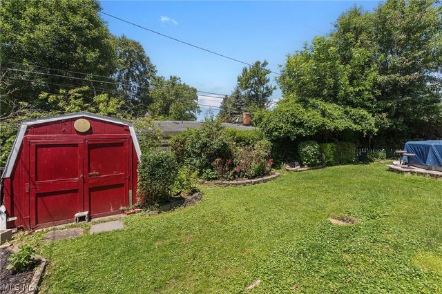 154 Fairfield Road, Avon Lake, OH 44012