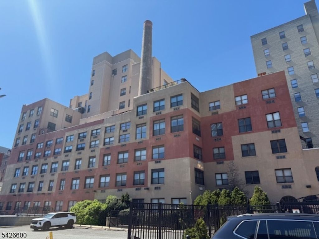 111 Mulberry St 4K, Newark City, NJ 07103