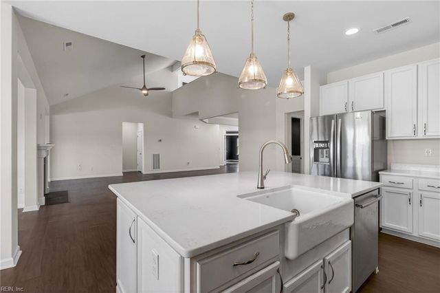 106 Gander DR, Moyock, NC 27958